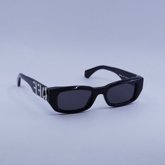 Off-White OERI124 FILLMORE 1007 Sunglasses Black Rectangle Frame, Grey Lenses - Picture 2 of 12